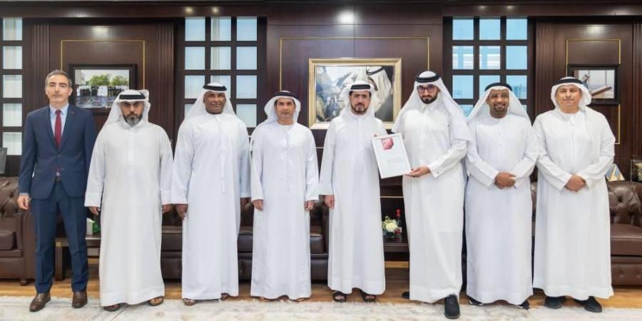 «كهرباء دبي» تنال جائزة أفضل صفقة في الشرق الأوسط وإفريقيا