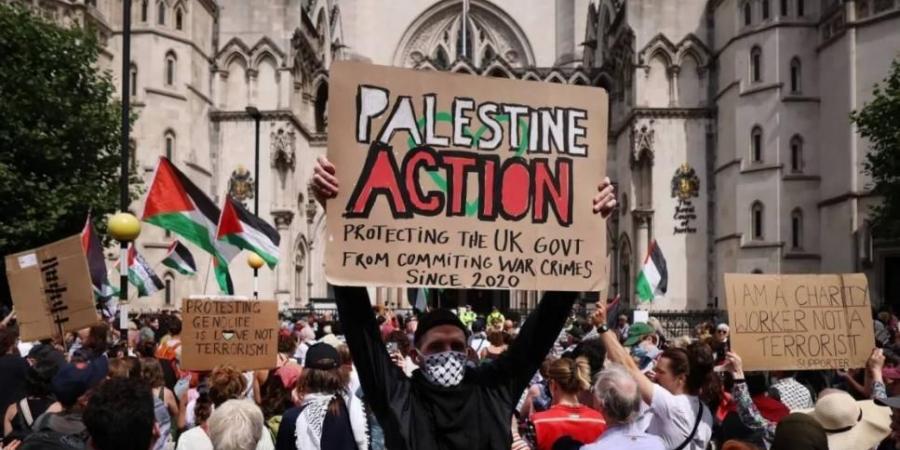 السماح لـ«فلسطين أكشن» بالطعن في قرار حظرها ببريطانيا