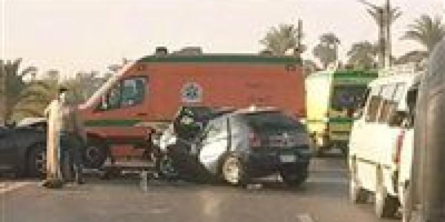 حادث
      مروع
      في
      وادي
      النطرون..
      إصابة
      أسرة
      بالكامل
      جراء
      تصادم
      سيارات