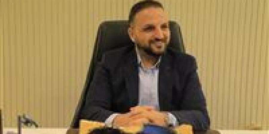 عمرو
      الديب
      رئيس
      تحرير
      تحيا
      مصر:
      صعود
      المستقلين
      فى
      الانتخابات
      البرلمانية
      كشف
      أن
      مقاعد
      البرلمان
      لا
      تمنح
      ولكن
      تنتزع
      بالصندوق