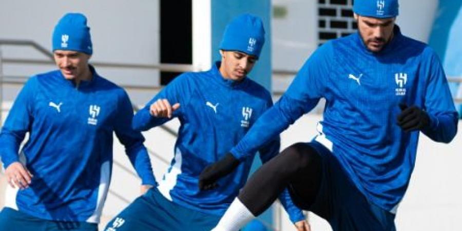 الهلال
      يحل
      ضيفاً
      على
      الشارقة
      الإماراتي
      غداً
      في
      “نخبة
      آسيا”