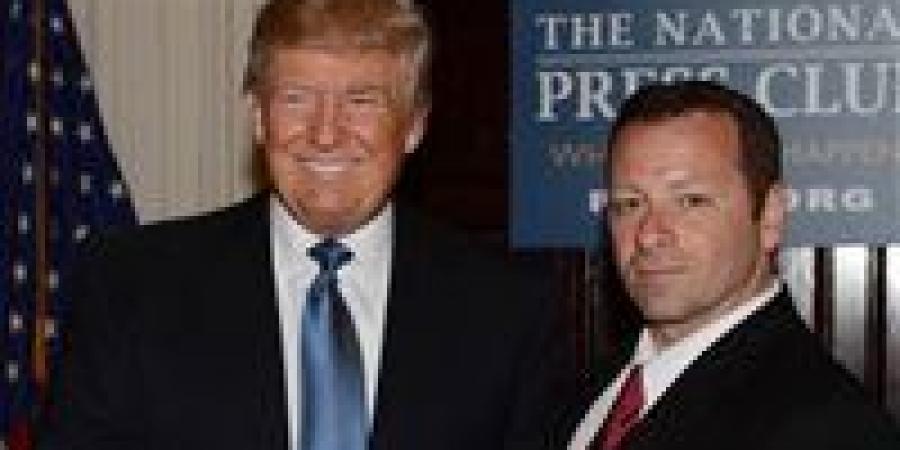 ضابط
      أميركي
      سابق
      لـ
      «تحيا
      مصر»:
      ترامب
      محق
      في
      تقديم
      ضمانات
      استثمارية
      وأمنية
      لإحلال
      السلام