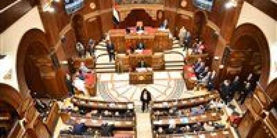 الشيوخ
      يناقش
      اليوم
      تعديلات
      قانون
      نقابة
      المهن
      الرياضية