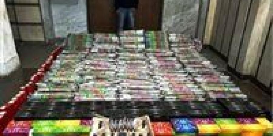 سقوط
      صاحب
      شركة
      يتاجر
      في
      الألعاب
      النارية
      والأسلحة
      البيضاء
      بالإسكندرية