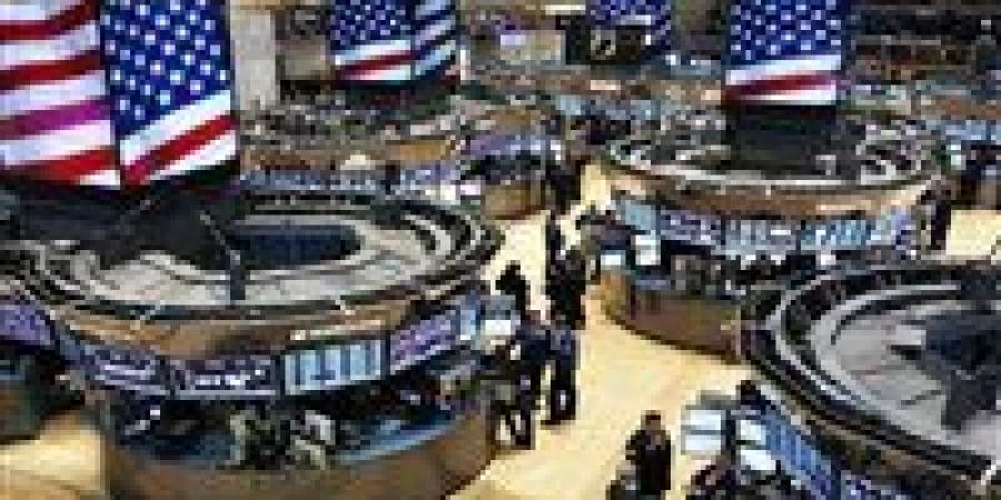 الأسهم
      الأمريكية
      تواصل
      الصعود
      وتقترب
      من
      تسجيل
      مستوى
      قياسي
      جديد