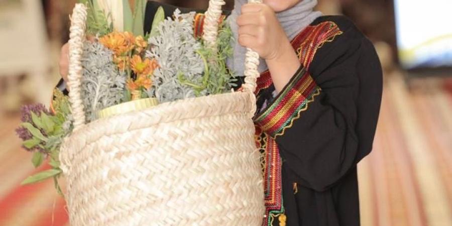 «الصوغة»
      تحمل
      روح
      المكان
      في
      جناح
      إمارة
      منطقة
      الباحة
      بـ
      “واحة
      الأمن”