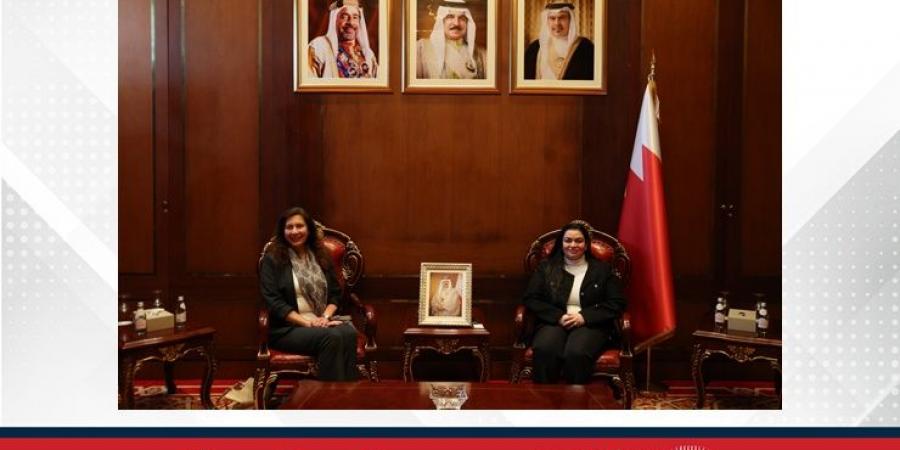 المدير
      التنفيذي
      لمركز
      الملك
      حمد
      للتعايش
      والتسامح
      تستقبل
      سفيرة
      جمهورية
      مصر
      العربية
      لدى
      مملكة
      البحرين