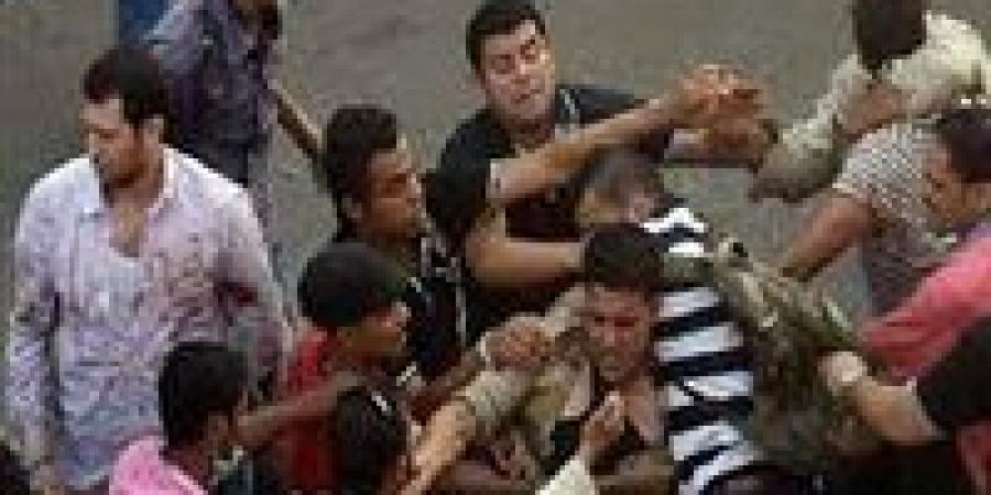 الدفاع
      عن
      فتاة
      ينتهي
      بإصابة
      خطيرة
      لطالب
      في
      حدائق
      أكتوبر