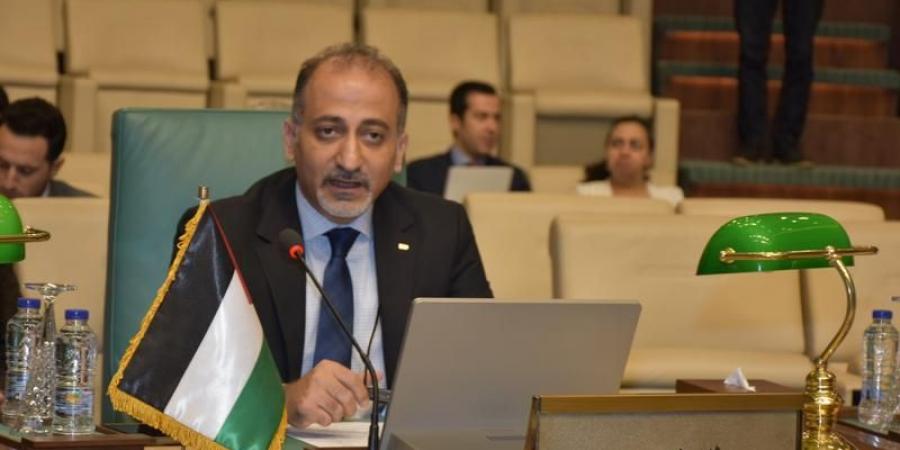 مندوب فلسطين بالجامعة العربية لـ «تحيا مصر»: الاعتراف الإسرائيلي غير قانوني.. وآن الأوان للانتقال من البيانات إلى الفعل والعقوبات