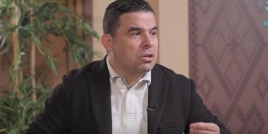 خالد
      الغندور:
      تجهيز
      مصطفى
      فتحي
      وأحمد
      عيد
      في
      منتخب
      مصر
      بقرار
      من
      حسام
      حسن