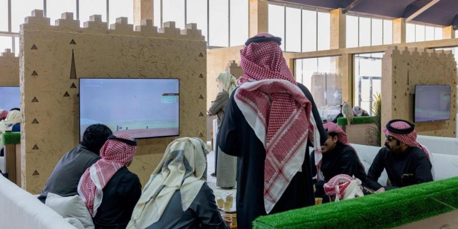 مهرجان الملك عبدالعزيز للصقور يقيم 6 أشواط للمحترفين المحليين