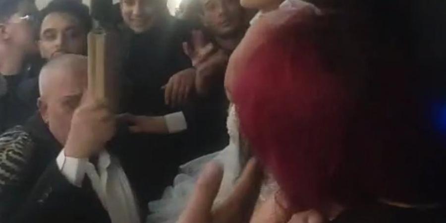 حالات إغماء وتحرش وضرب.. كارثة في زفاف كروان مشاكل وحفيدة شعبان عبد الرحيم