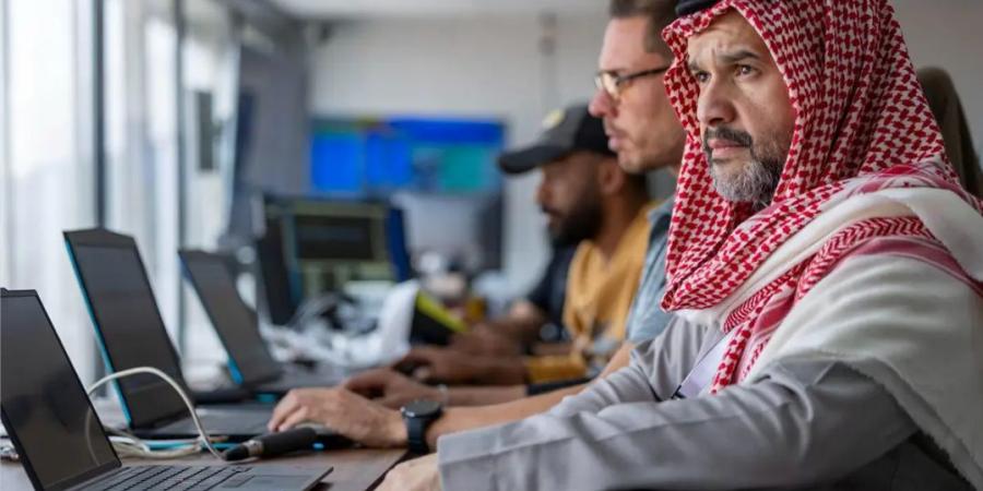 آلية دقيقة لتشبيه وتصنيف وفرز الصقور تضمن نزاهة مسابقات مهرجان الملك عبدالعزيز للصقور 2025