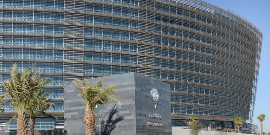 «التربية»: اعتماد تدوير رؤساء لجان اختبارات الـ 12