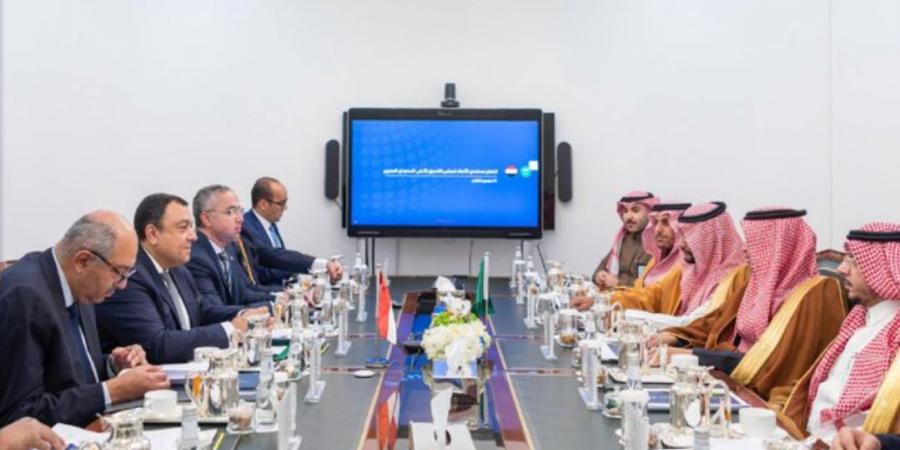 انعقاد اجتماع فريق الأمانة العامة لمجلس التنسيق الأعلى السعودي المصري