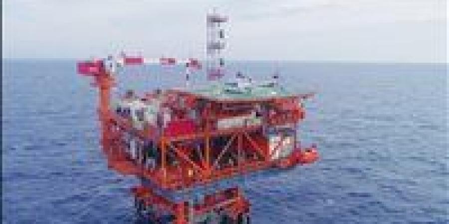 نجاح حفر بئرين جديدتين لإنتاج البترول والغاز بحقول عجيبة بالصحراء الغربية