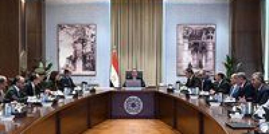 رئيس الوزراء يتابع موقف استكمال مشروعات المرحلة الأولى من المبادرة الرئاسية "حياة كريمة"