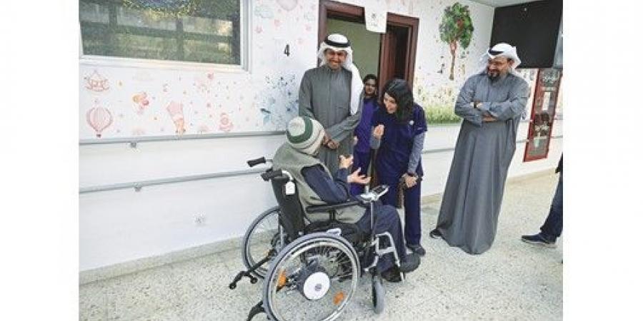 بالفيديو.. «ذوي الإعاقة» وزَّعت دفعة من الكراسي المتحركة