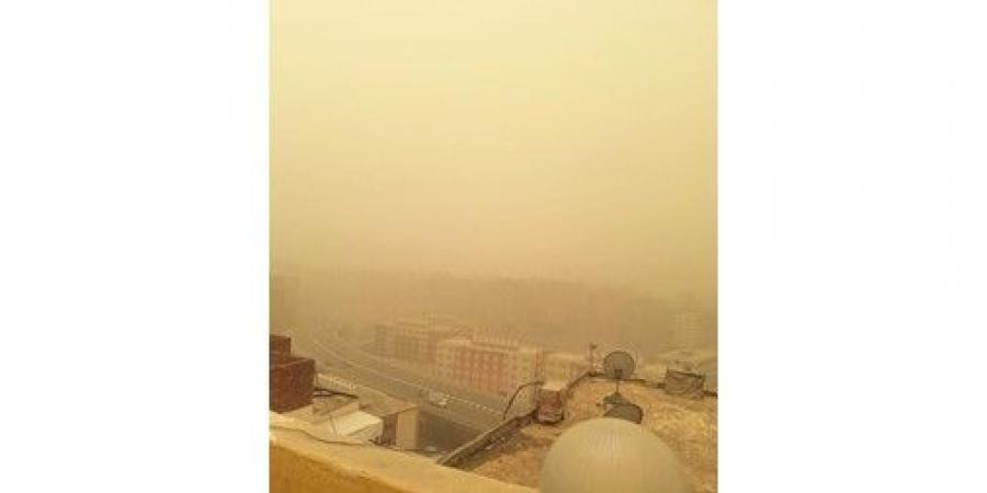 القاهرة: استمرار الرمال المثارة على السواحل الشمالية الغربية والصحراء الغربية والوجه البحري