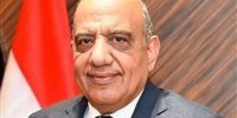 الكهرباء: توطين صناعة المهمات والمعدات الكهربائية ونقل التكنولوجيا الحديثة وزيادة نسبة المكون المحلي فى المشروعات القومية