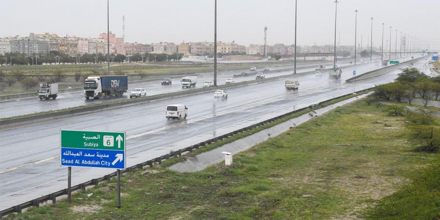 «الأشغال» تستنفر للتعامل مع تجمعات مياه الأمطار