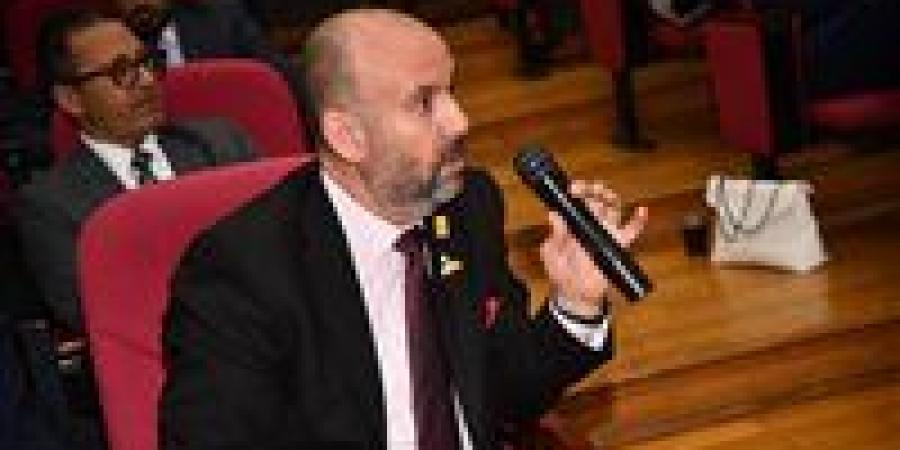 عقب مناقشة اقتراح النائب باسم كامل بـ "اقتصادية الشيوخ".. الحكومة تعلن طرح عملة الـ "2 جنيه" قريبا وتغيير سبيكة الجنيه لمواجهة "الصهر"