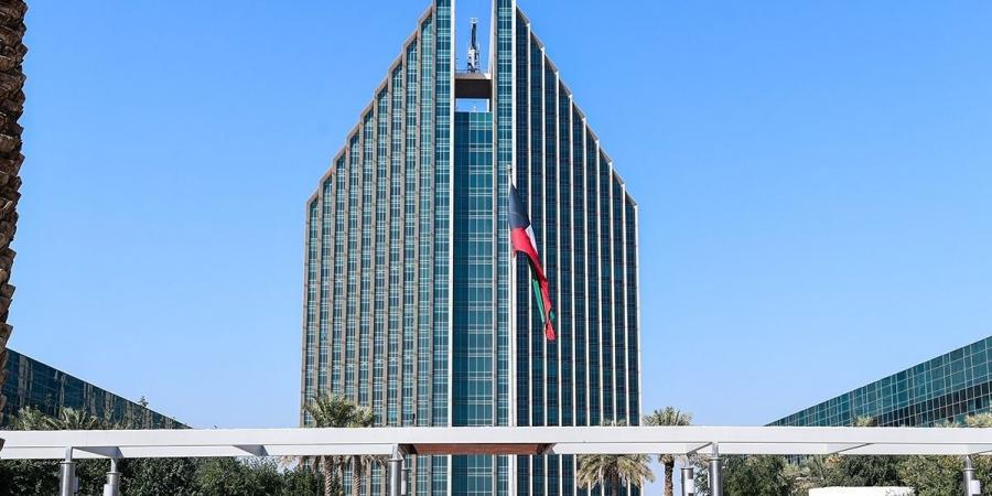 ترقية 256 موظفاً في «التطبيقي» تعزيزاً لبيئة العمل الإيجابية