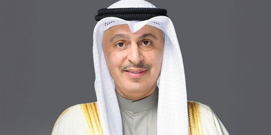 وزير التجارة يصدر قراراً بحظر التعاملات النقدية فوق 10 دنانير لبعض الأنشطة