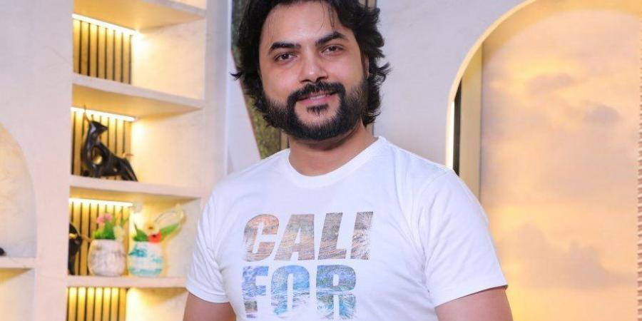 الليلة..
      عزاء
      والد
      محمود
      حمدان
      من
      مسجد
      الحامدية
      الشاذلية