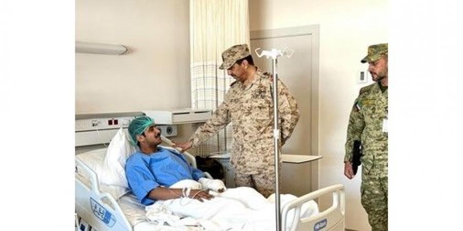 رئيس الأركان زار مصابي «الحرس»: أبدوا إخلاصاً وكفاءة وجاهزية في سبيل حماية أمن الوطن