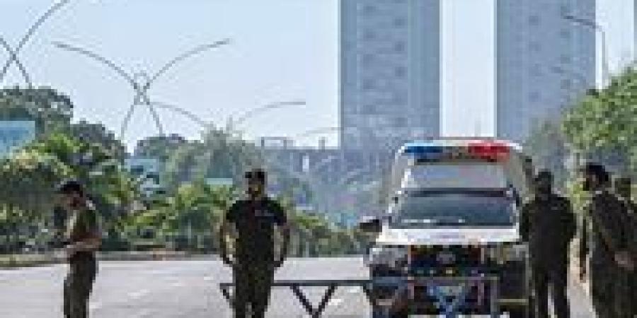 باكستان
      تشدد
      إجراءاتها
      الأمنية
      قبيل
      محادثات
      واشنطن
      وطهران
      في
      إسلام
      آباد