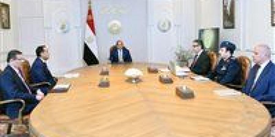 لدعم
      استقرار
      السوق
      المحلي..
      زيادة
      سعر
      توريد
      القمح
      إلى
      ٢٥٠٠
      جنيهًا
      للأردب
      مع
      صرف
      فوري
      للمزارعين