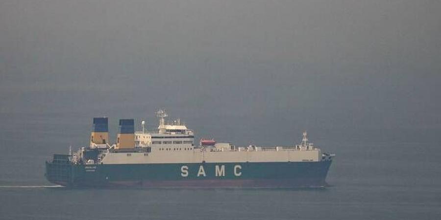 الرئيس
      الأمريكي
      يعلن
      بدء
      "تطهير
      مضيق
      هرمز"