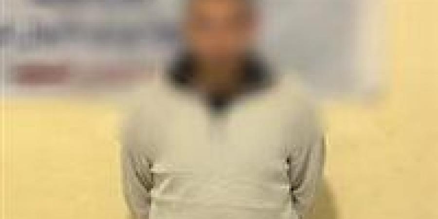 ضبط
      شخص
      تخصص
      في
      النصب
      على
      عملاء
      البنوك
      بالمنيا