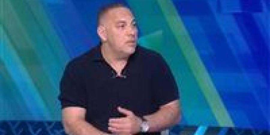 أحمد
      بلال:
      «مفيش
      نجوم
      في
      الأهلي
      ولا
      لاعب
      يستاهل
      اللي
      بياخده»