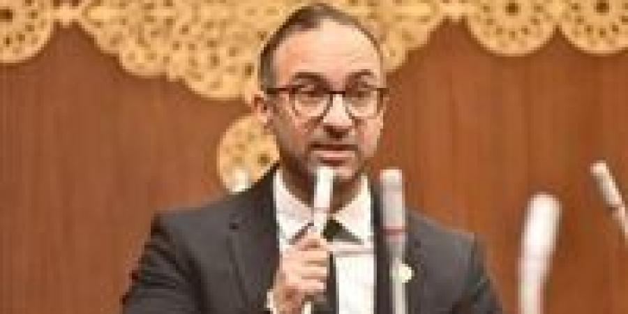 الحمامصي:
      قانون
      الأحوال
      الشخصية
      الجديد
      ضرورة
      لإنهاء
      معاناة
      الأسر