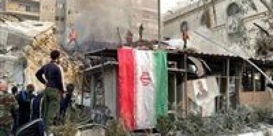 الهلال
      الأحمر
      الإيراني:
      إنقاذ
      أكثر
      من
      7200
      شخص
      من
      تحت
      الأنقاض
      في
      الحرب
      الدائرة