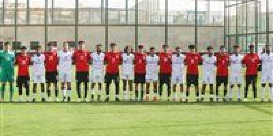 منتخب
      الناشئين
      يهزم
      جينيس
      وديًا
      بثلاثية
      نظيفة
      إستعدادا
      للأمم
      الإفريقية