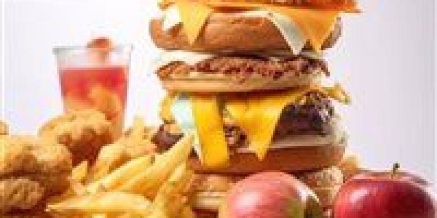 الوجبات
      السريعة..بين
      الراحة
      اليومية
      وتأثيرها
      علي
      صحتنا