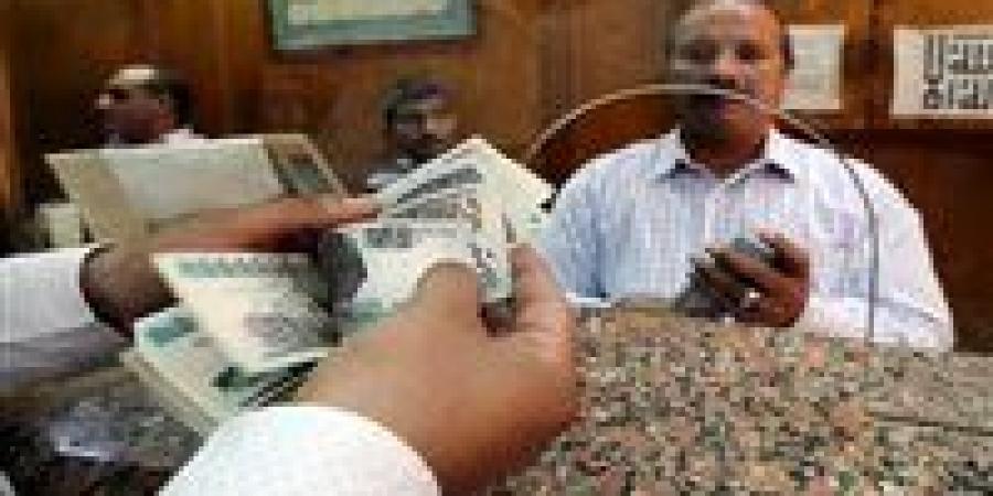 تبكير
      صرف
      مرتبات
      أبريل
      2026..
      تفاصيل
      الموعد
      الرسمي
      وزيادات
      مرتقبة