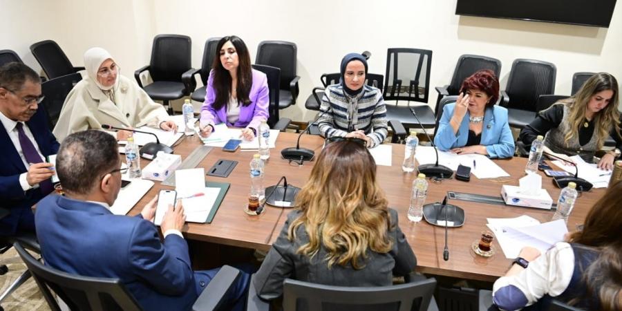 النائبة
      لبنى
      عبد
      العزيز:
      حماية
      الوعي
      لا
      تقل
      أهمية
      عن
      حماية
      الحدود..
      وخطة
      مطلوبة
      لتطوير
      الخطاب
      الإعلامي