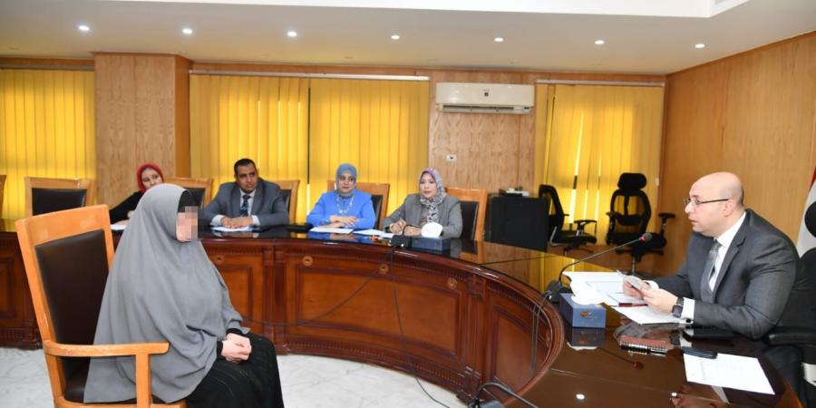 خلال
      اللقاء
      الدوري
      لخدمة
      المواطنين..
      محافظ
      الفيوم
      يوجه
      بتجهيز
      فتيات
      غير
      قادرات
      وتوفير
      فرص
      عمل
      للشباب