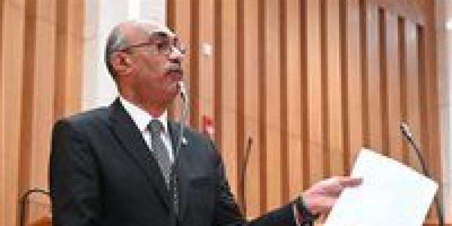 النائب
      ايهاب
      منصور
      ينتقد
      زيادة
      سعر
      العدادات
      الكودية:
      جيب
      المواطن
      فاضى
      والحكومة
      فشلت
      فى
      التصالح