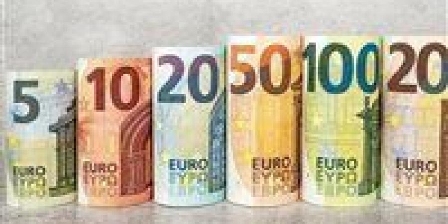 تحرك
      أوروبي
      ملحوظ..
      سعر
      اليورو
      اليوم