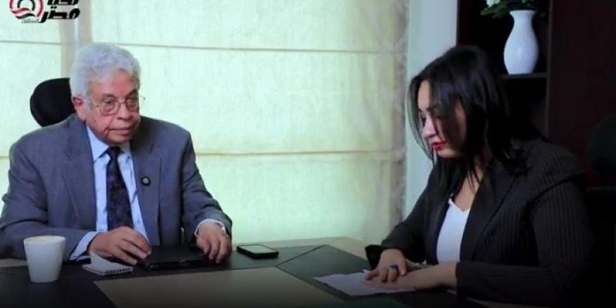 عبد
      المنعم
      سعيد
      في
      ندوة
      تحيا
      مصر:
      المنطقة
      على
      حافة
      انفجار
      جديد..
      والصراع
      بين
      إيران
      وإسرائيل
      “مشروعان
      يتصادمان”
      ومصر
      تتحرك
      بهدوء
      لوقف
      النار