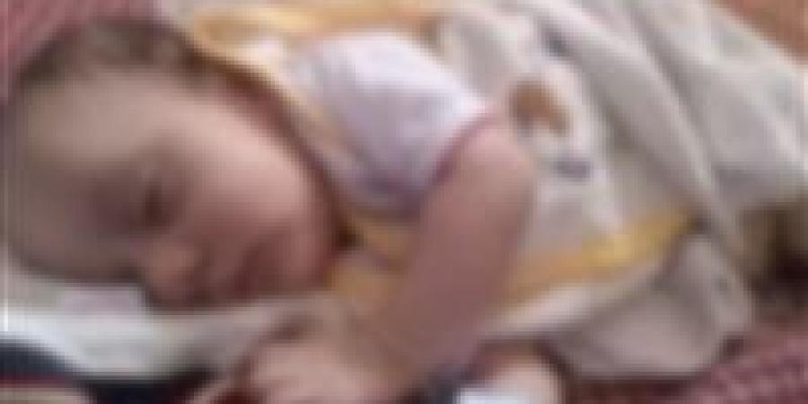 عايزة
      تخلص
      منه..
      كواليس
      ضبط
      سيدة
      ألقت
      رضيعا
      في
      الشارع
      بالجيزة