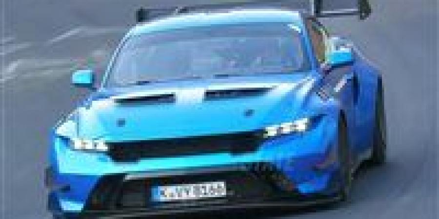 فورد
      موستانج
      GTD
      Competition
      تحقق
      رقماً
      قياسياً
      جديداً
      على
      نوربورغرينغ
      نوردشلايفه
      العالمية