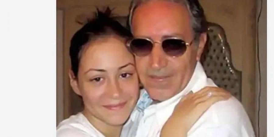 بشكر
      أمي
      أنها
      اتجوزته..
      كيف
      تحدثت
      منة
      شلبي
      عن
      والدها
      قبل
      وفاته
      ؟