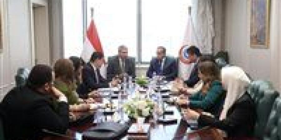 وزيرا
      الصحة
      والسياحة
      يبحثان
      استراتيجية
      تكاملية
      للارتقاء
      بالخدمات
      الطبية
      للسائحين
      وتعزيز
      تنافسية
      السياحة
      الصحية