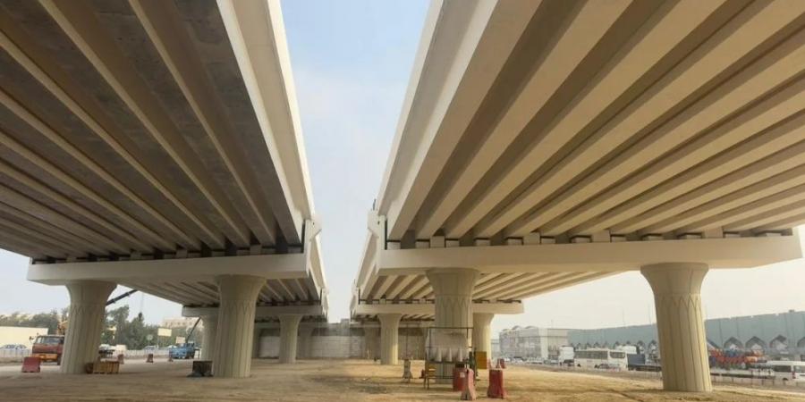 أمير الشرقية يدشن جسر طريق الظهران الجبيل بطول 1920 مترا